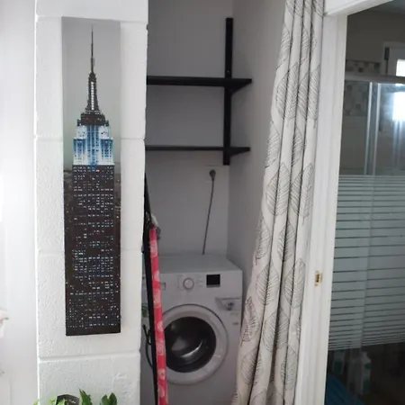 Tile Apartment *